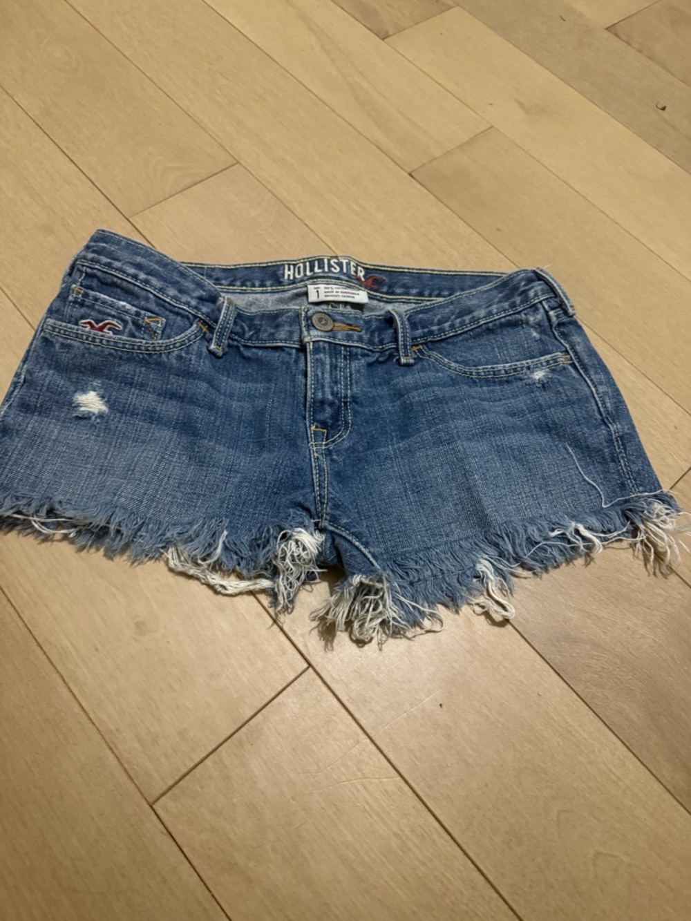 Hollister Y2K Low Rise Jean Shorts